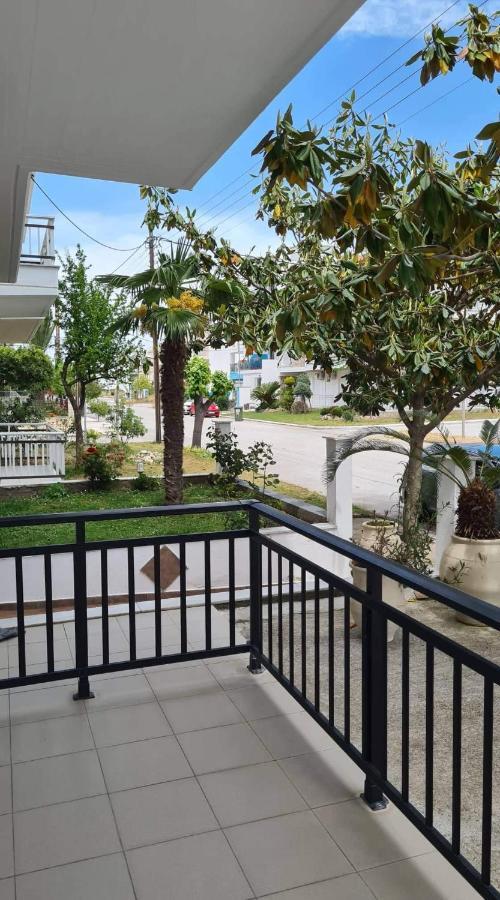 Studio Γιαννησ Neoi Poroi Exterior foto